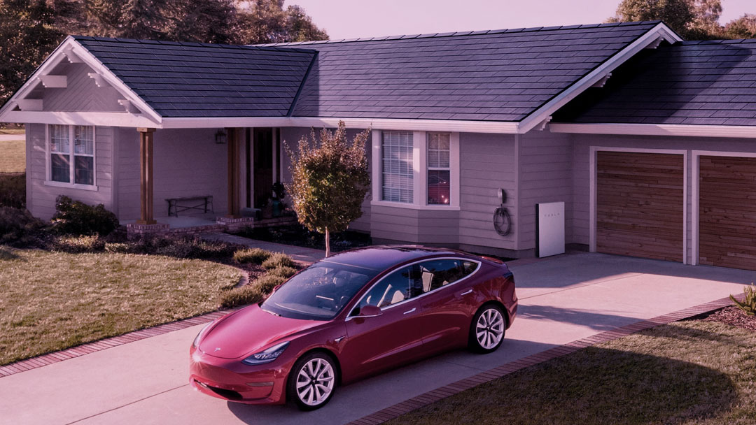 Elon Musk anuncia nova geração de telhas solares