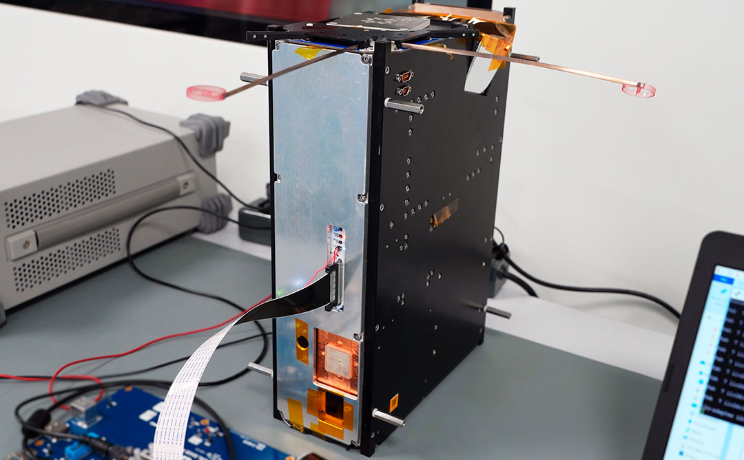 Conheça o PhiSat-1, primeiro satélite do mundo com inteligência artificial a bordo