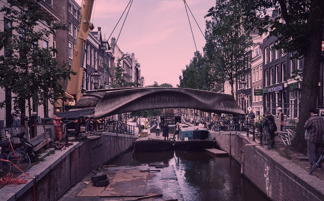 Conheça a primeira ponte de aço impressa em 3D do mundo