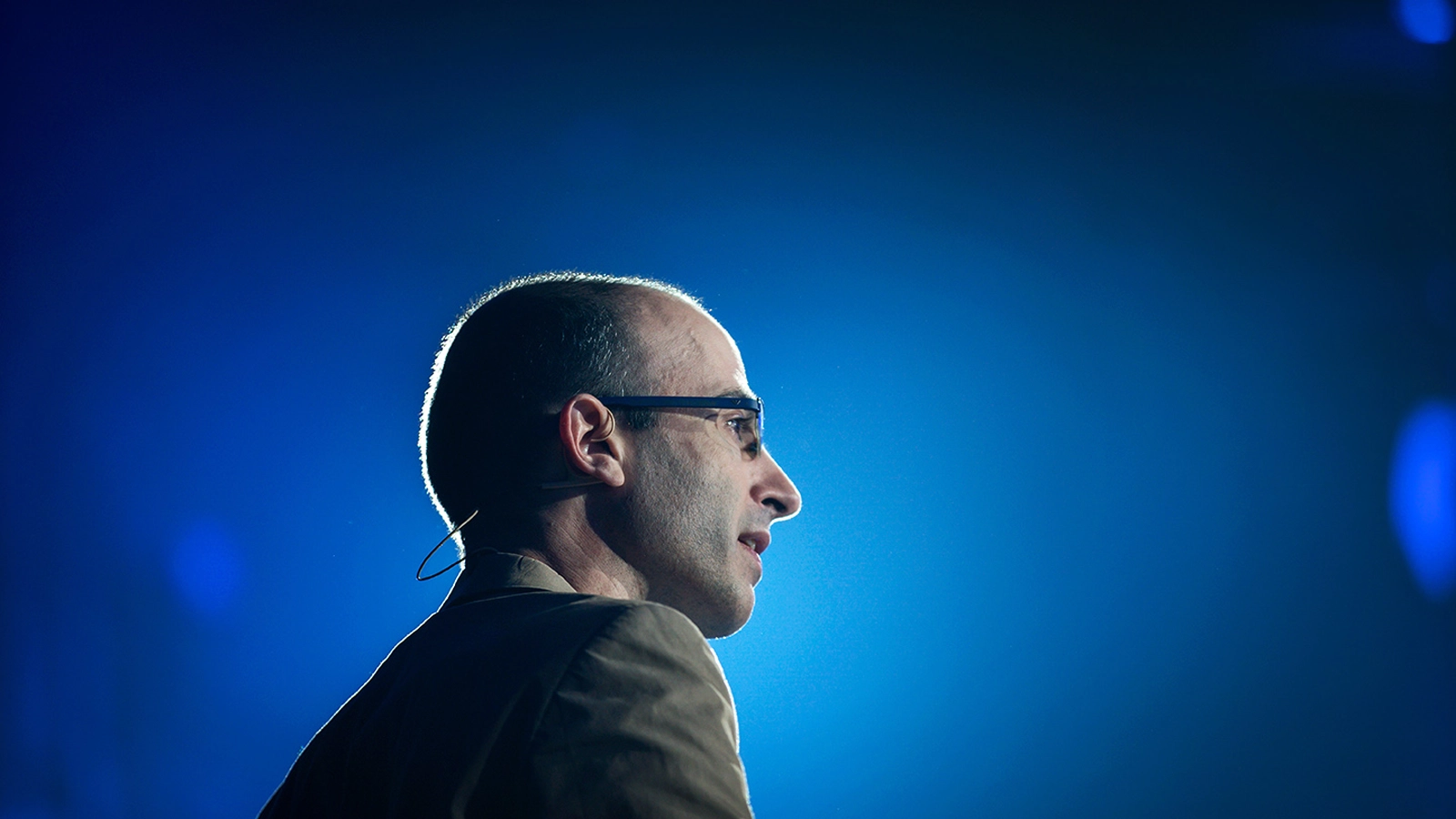 Quem é Yuval Noah Harari: O autor de “Sapiens”, “Homo Deus” e o recente “Nexus”